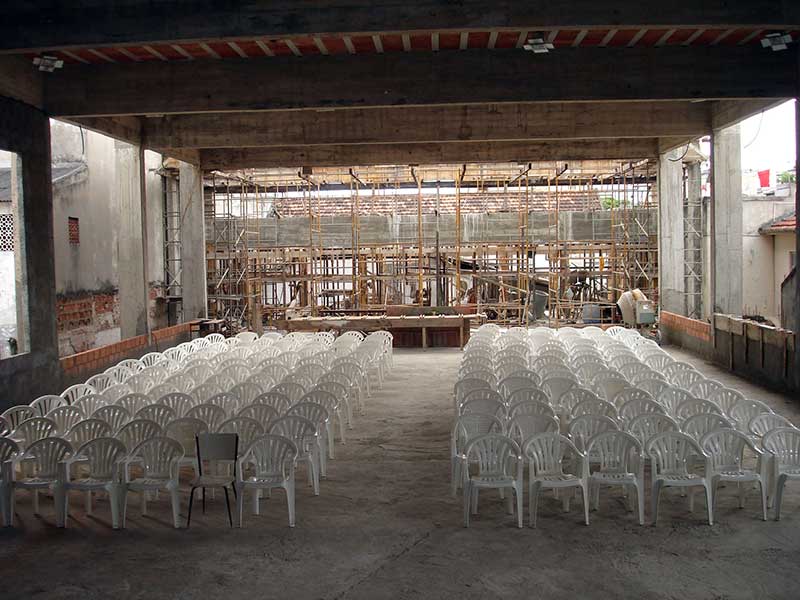 Igreja de São Tomé em construção